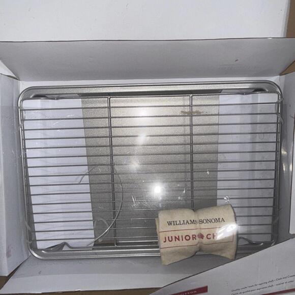 American Girl Williams Sonoma Baking Set *No Rolling Pin* Damaged Box - Picture 9 of 10